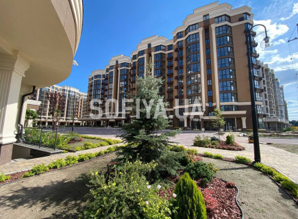 Будинок по проспекту Мартинова, 13 - ЖК София